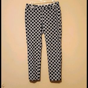 Women's Crown & Ivy Size 6P Capris
